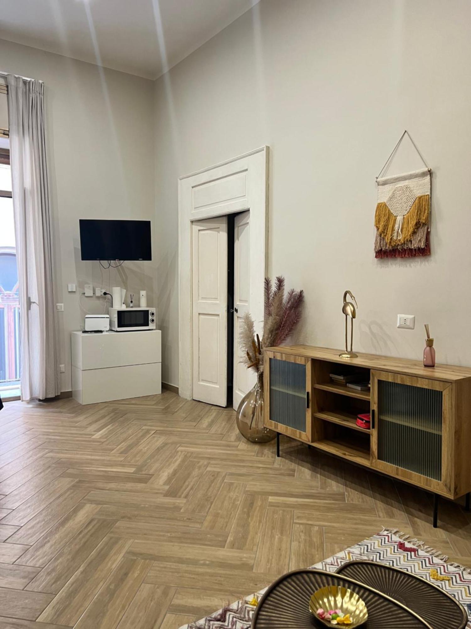 Scio' Apartment-Centro Storico- ナポリ エクステリア 写真