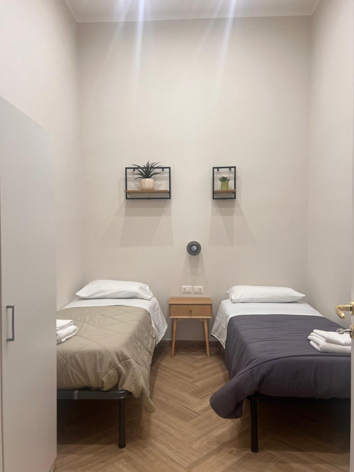 Scio' Apartment-Centro Storico- ナポリ エクステリア 写真